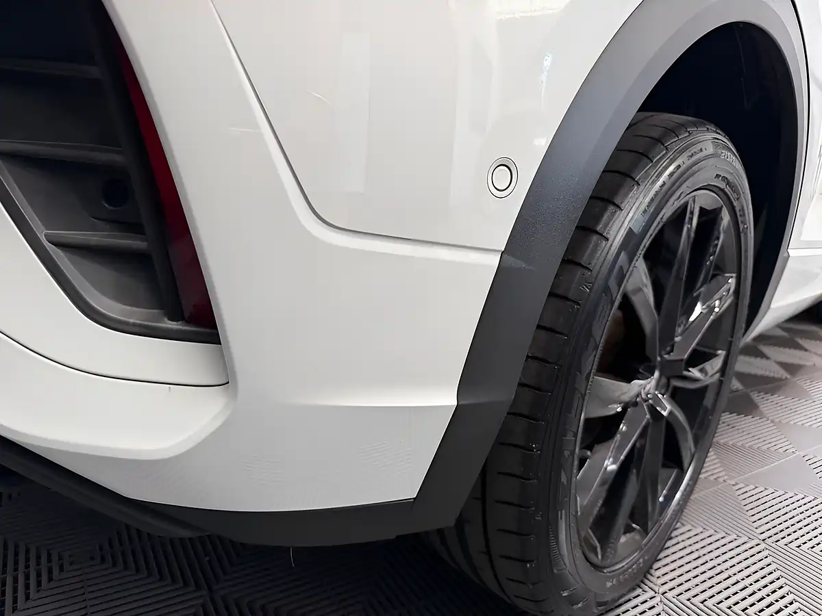 Used 2023 Volkswagen T-Roc R-Line White - Interior and Exterior details 10