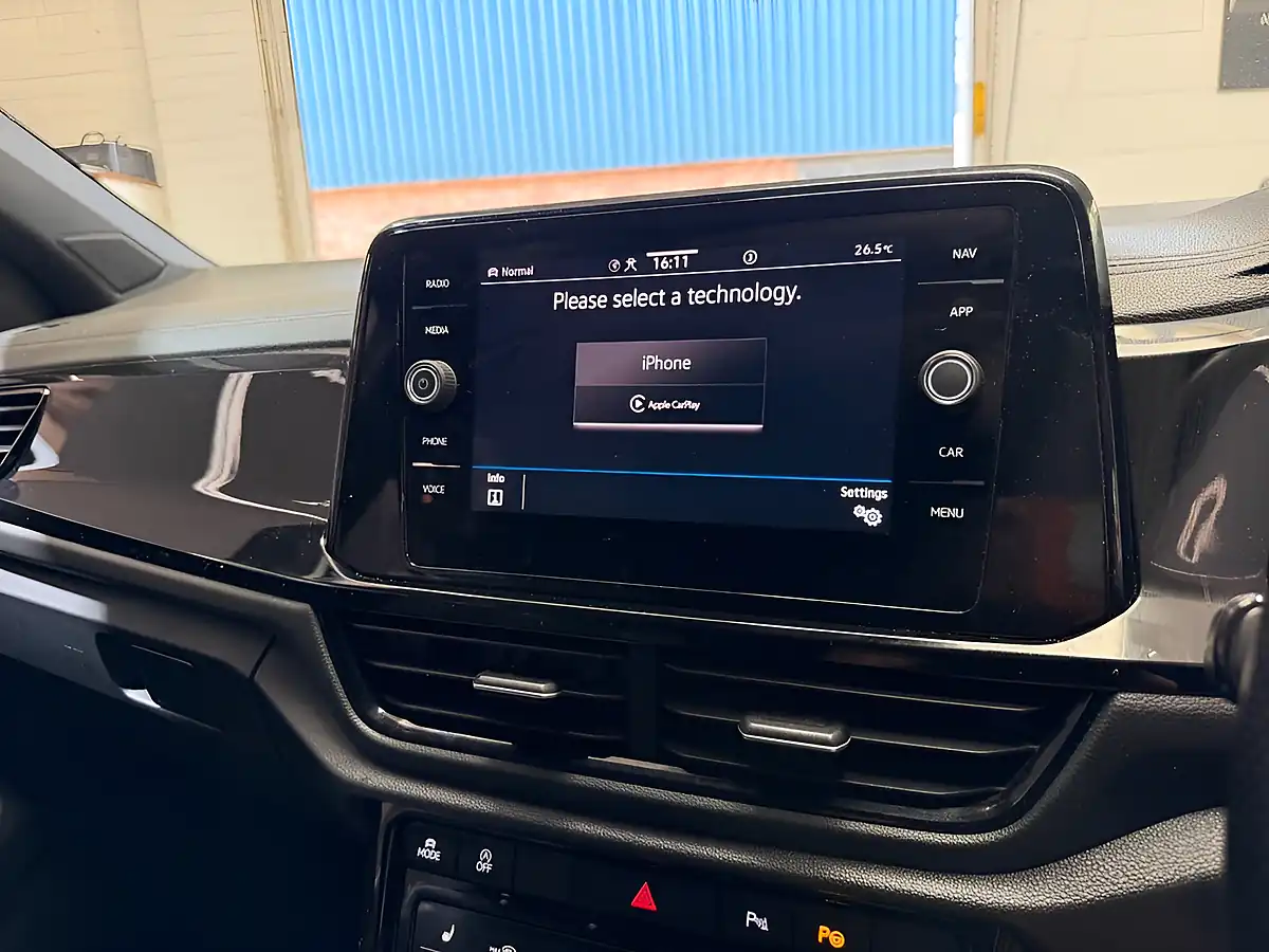 Used 2023 Volkswagen T-Roc R-Line White - Interior and Exterior details 18