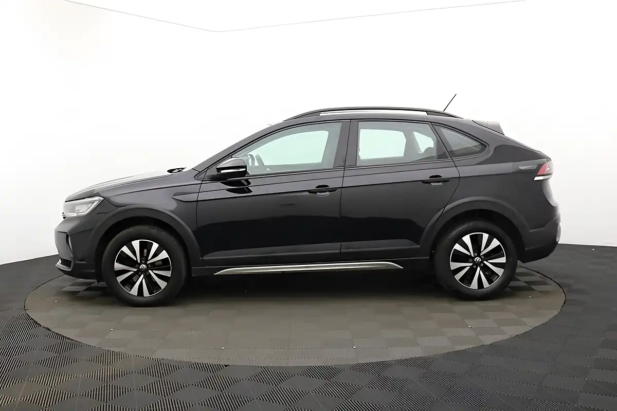 Used 2023 Volkswagen Taigo Life Black - Interior and Exterior details 7