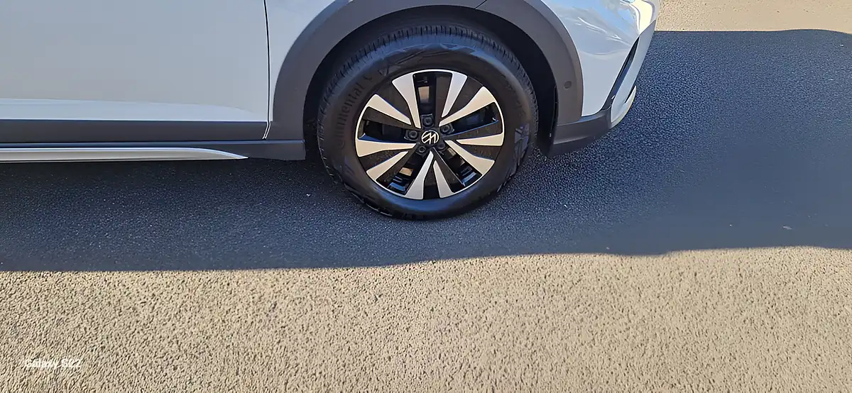 Used 2023 Volkswagen Taigo Life Grey - Interior and Exterior details 18