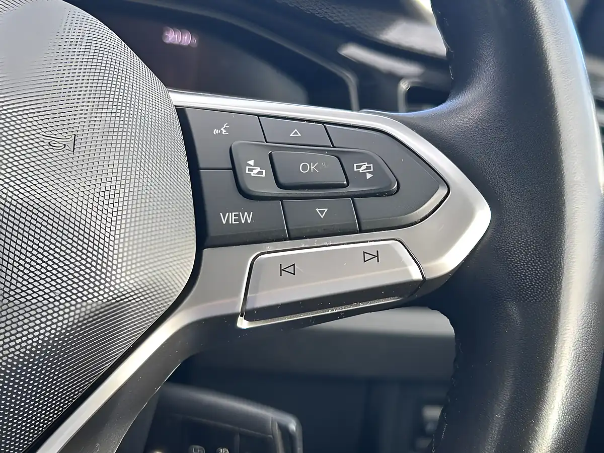 Used 2023 Volkswagen Taigo Life Smokey Grey - Interior and Exterior details 17