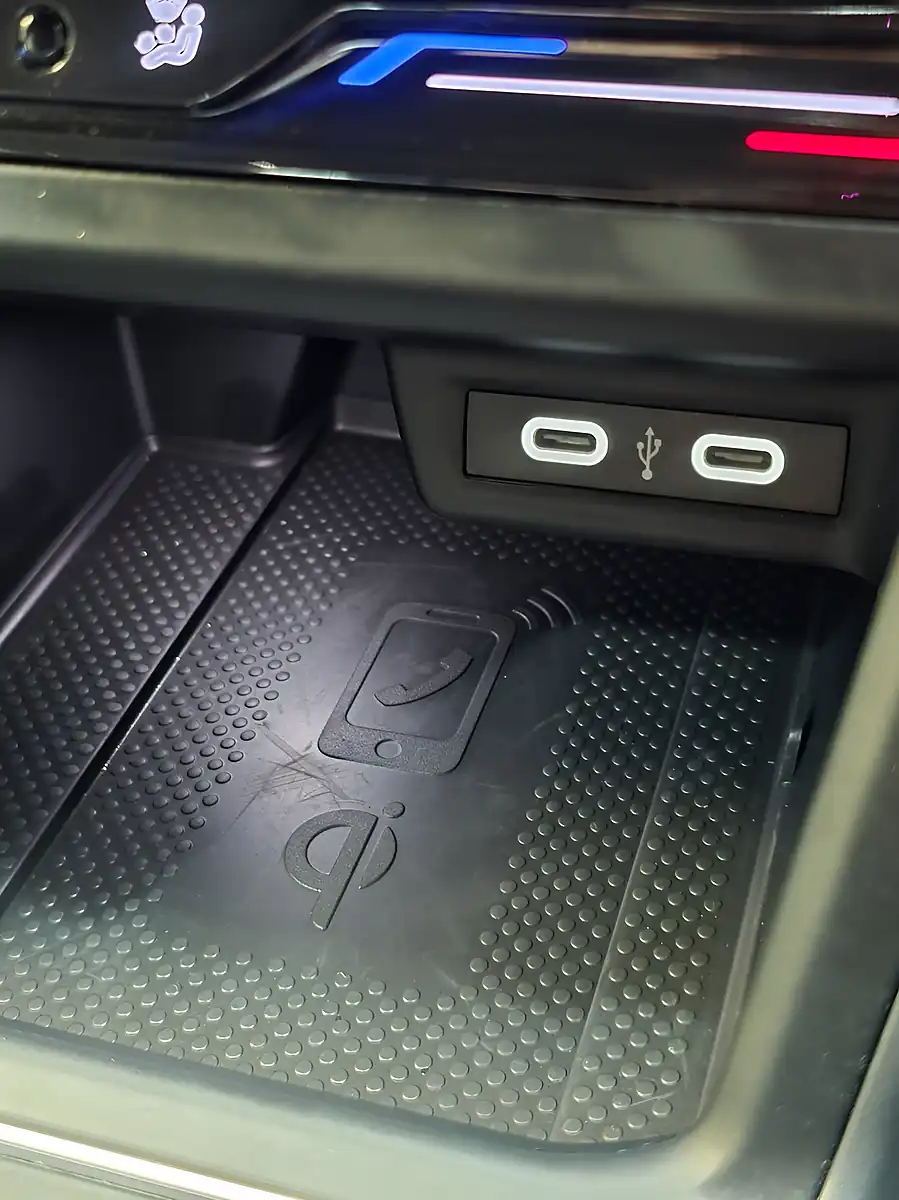 Used 2023 Volkswagen Taigo R-Line Grey - Interior and Exterior details 20