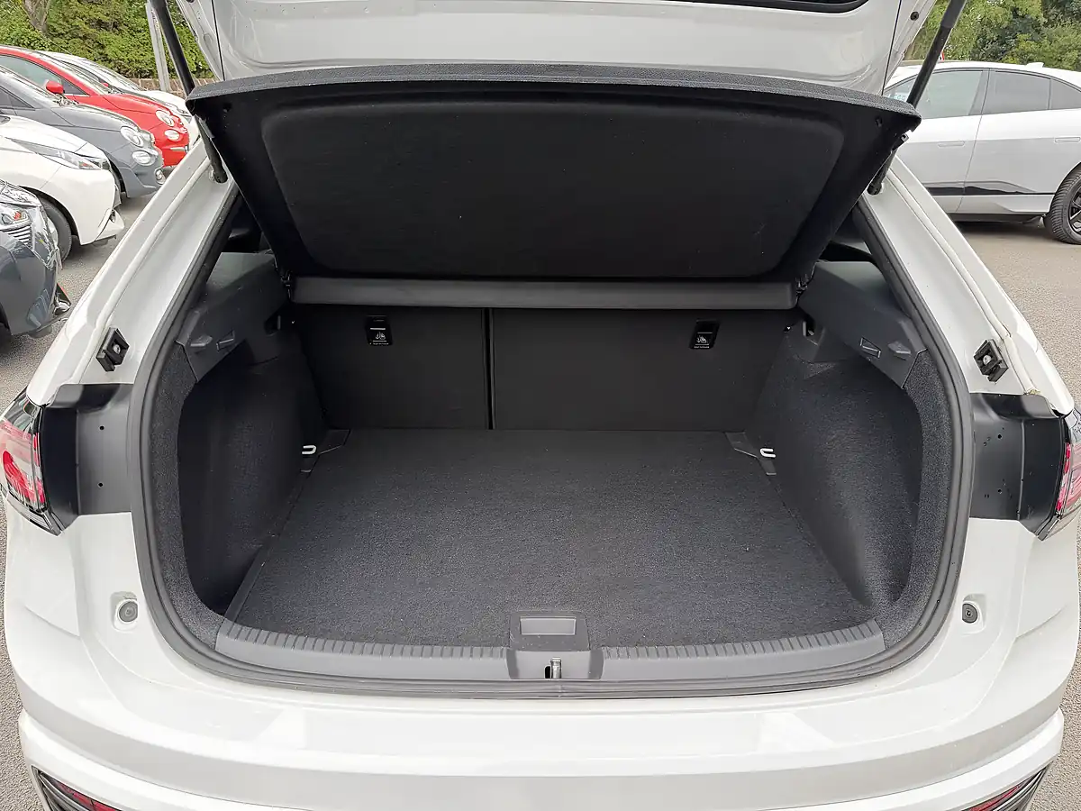Used 2023 Volkswagen Taigo R-Line White With Black Roof - Interior and Exterior details 14