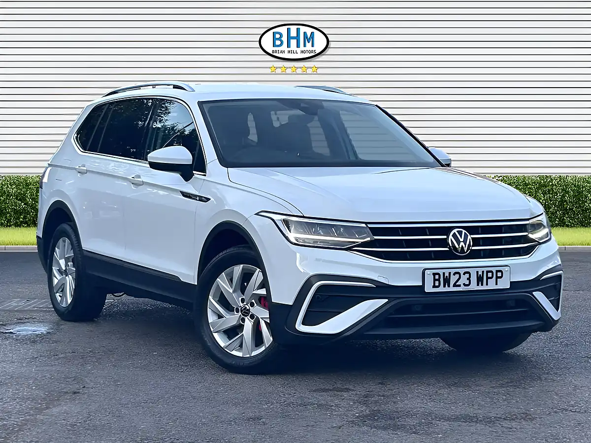 Used 2023 Volkswagen Tiguan Allspace Life Candy White - Interior and Exterior details 20