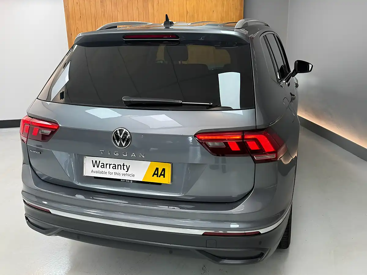 Used 2023 Volkswagen Tiguan Allspace Life Grey - Interior and Exterior details 13
