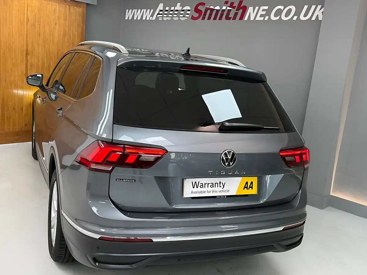 Used 2023 Volkswagen Tiguan Allspace Life Grey - Interior and Exterior details 14