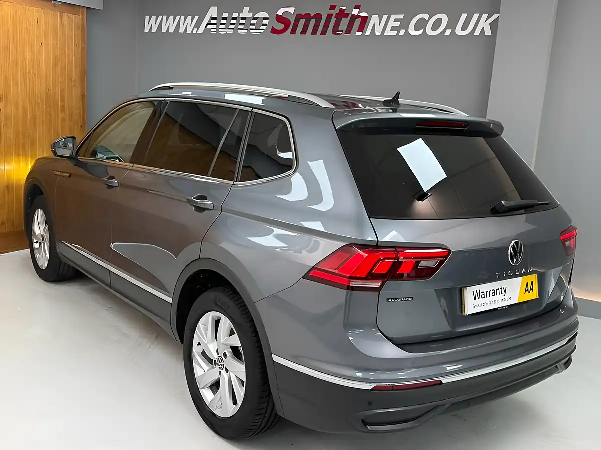 Used 2023 Volkswagen Tiguan Allspace Life Grey - Interior and Exterior details 15