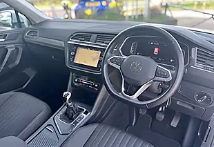 Used 2023 Volkswagen Tiguan Allspace Life White - Interior and Exterior details 18
