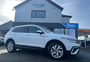 Used 2023 Volkswagen Tiguan Allspace Life White - Interior and Exterior details 2
