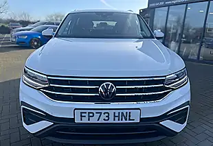 Used 2023 Volkswagen Tiguan Allspace Life White - Interior and Exterior details 3