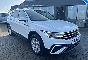 Used 2023 Volkswagen Tiguan Allspace Life White - Interior and Exterior details 4