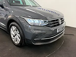 Used 2023 Volkswagen Tiguan Life Dolphin Grey - Interior and Exterior details 14