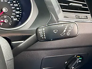 Used 2023 Volkswagen Tiguan Life Dolphin Grey - Interior and Exterior details 18