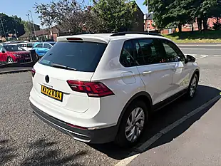 Used 2023 Volkswagen Tiguan Life White - Interior and Exterior details 3
