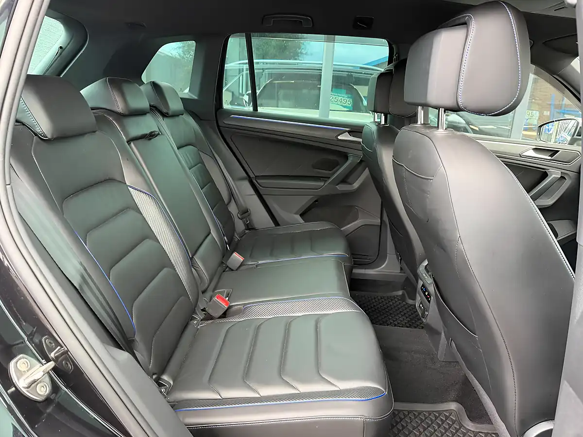 Used 2023 Volkswagen Tiguan R Black - Interior and Exterior details 17