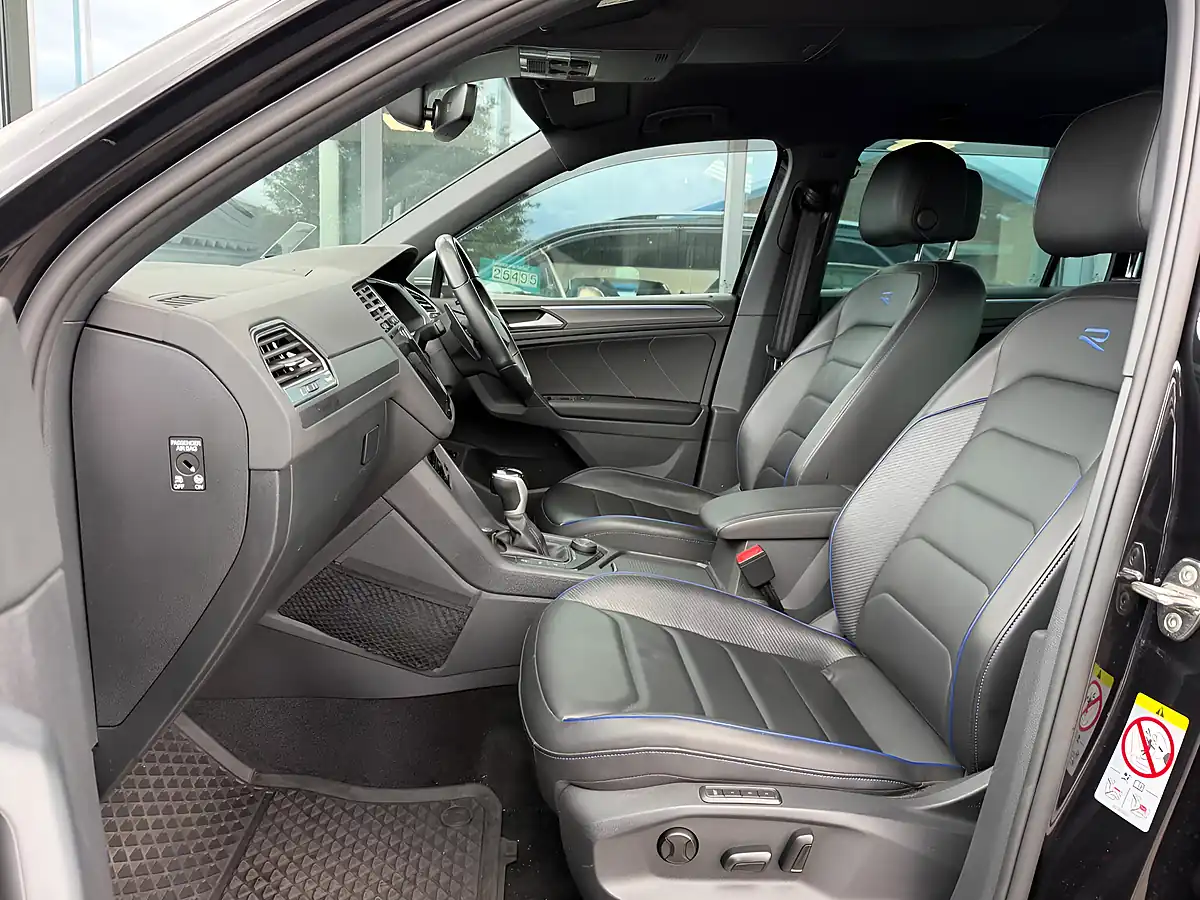 Used 2023 Volkswagen Tiguan R Black - Interior and Exterior details 4