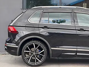 Used 2023 Volkswagen Tiguan R Black - Interior and Exterior details 8