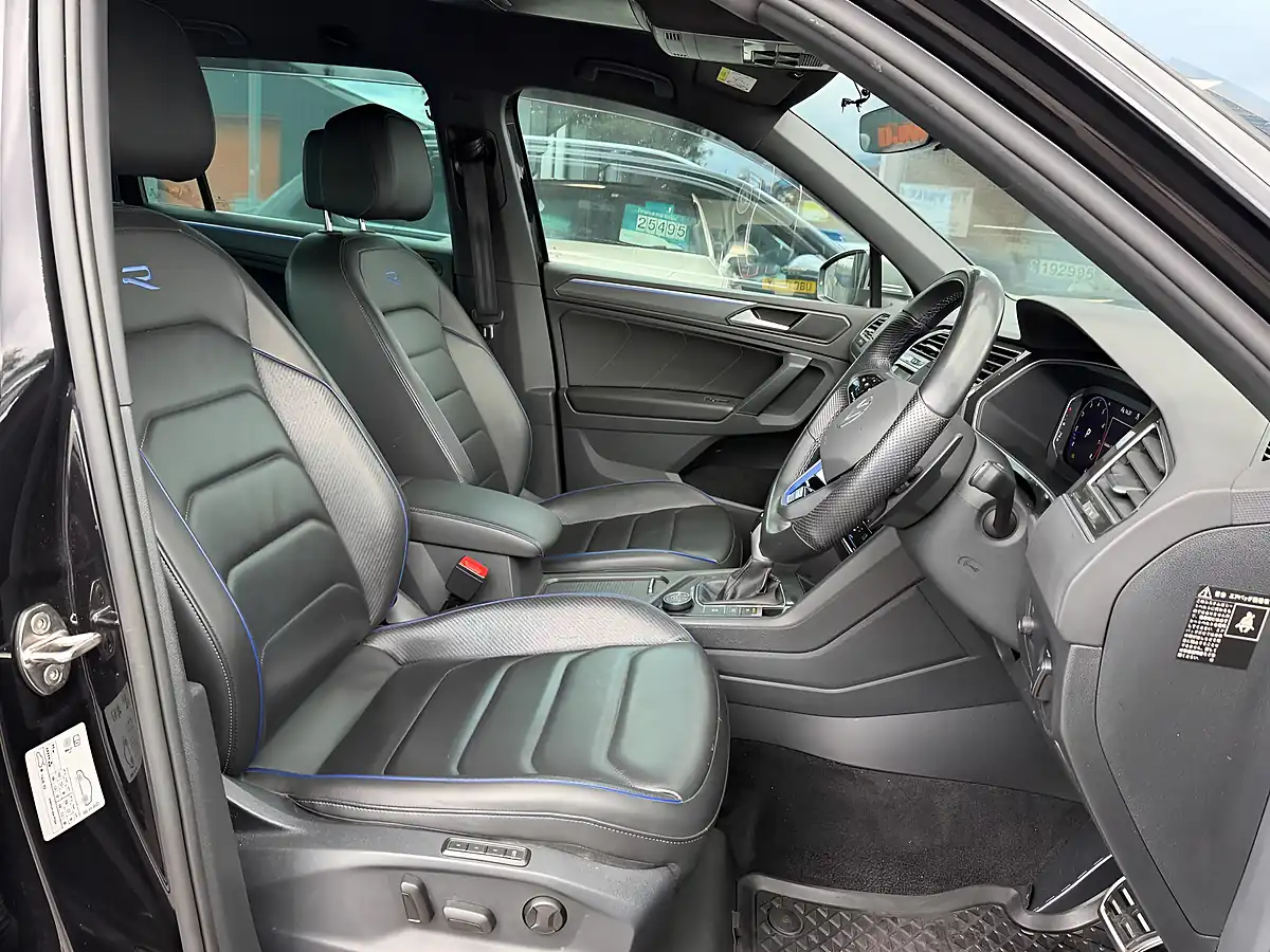 Used 2023 Volkswagen Tiguan R Black - Interior and Exterior details 12