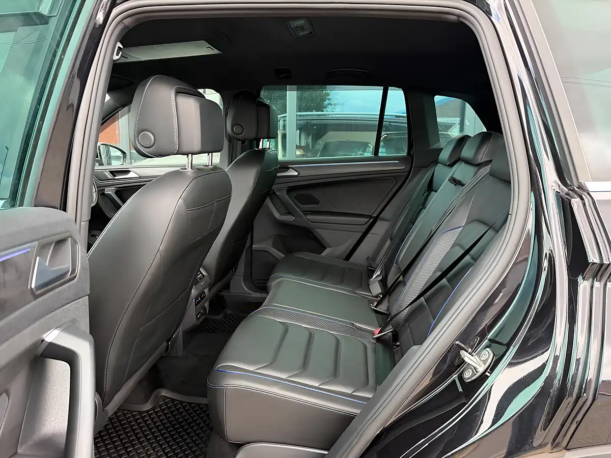 Used 2023 Volkswagen Tiguan R Black - Interior and Exterior details 18