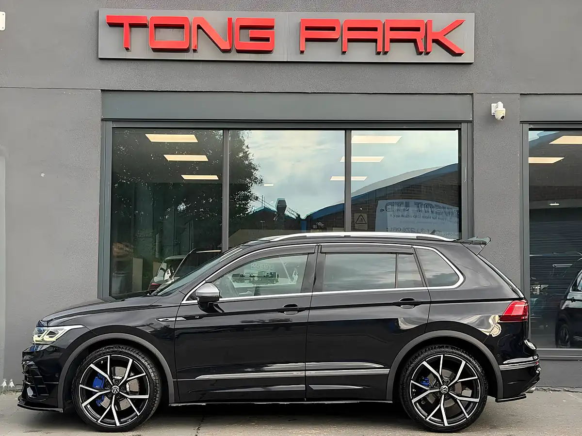 Used 2023 Volkswagen Tiguan R Black - Interior and Exterior details 6