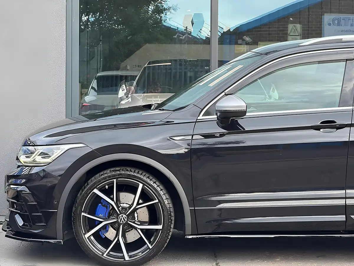 Used 2023 Volkswagen Tiguan R Black - Interior and Exterior details 7