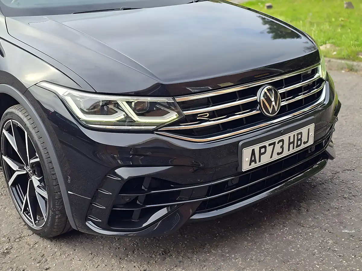 Used 2023 Volkswagen Tiguan R Black - Interior and Exterior details 10