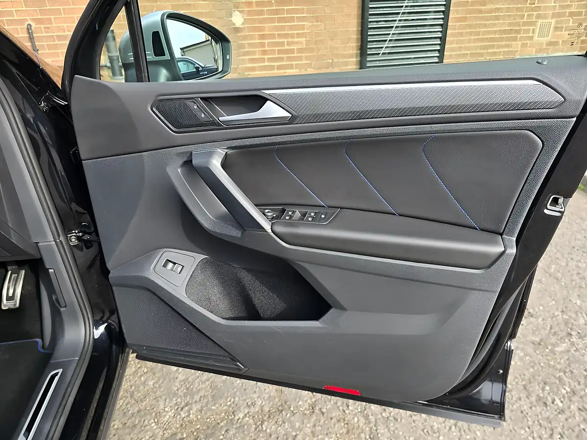 Used 2023 Volkswagen Tiguan R Black - Interior and Exterior details 15