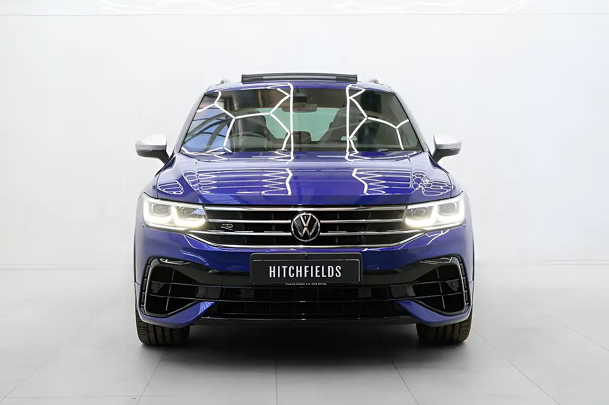 Used 2023 Volkswagen Tiguan R Lapiz Blue - Interior and Exterior details 4