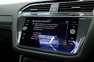 Used 2023 Volkswagen Tiguan R Lapiz Blue - Interior and Exterior details 8