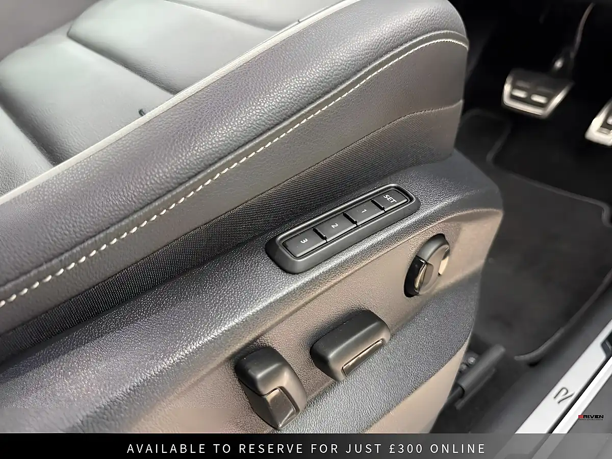 Used 2023 Volkswagen Tiguan R-Line Black - Interior and Exterior details 16