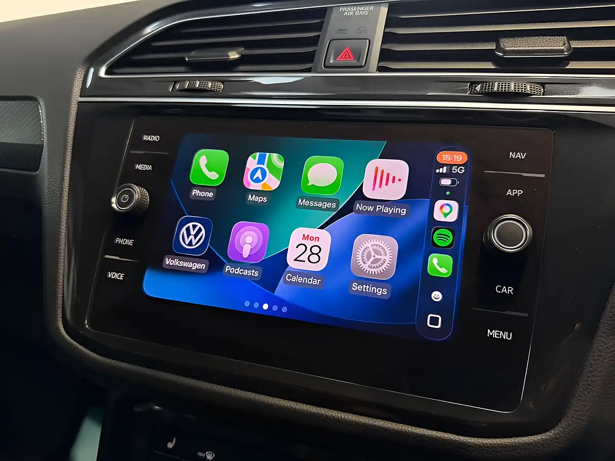 Used 2023 Volkswagen Tiguan R-Line Black - Interior and Exterior details 17