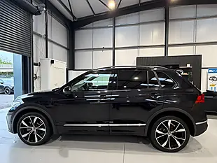 Used 2023 Volkswagen Tiguan R-Line Black - Interior and Exterior details 6