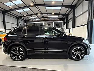 Used 2023 Volkswagen Tiguan R-Line Black - Interior and Exterior details 8