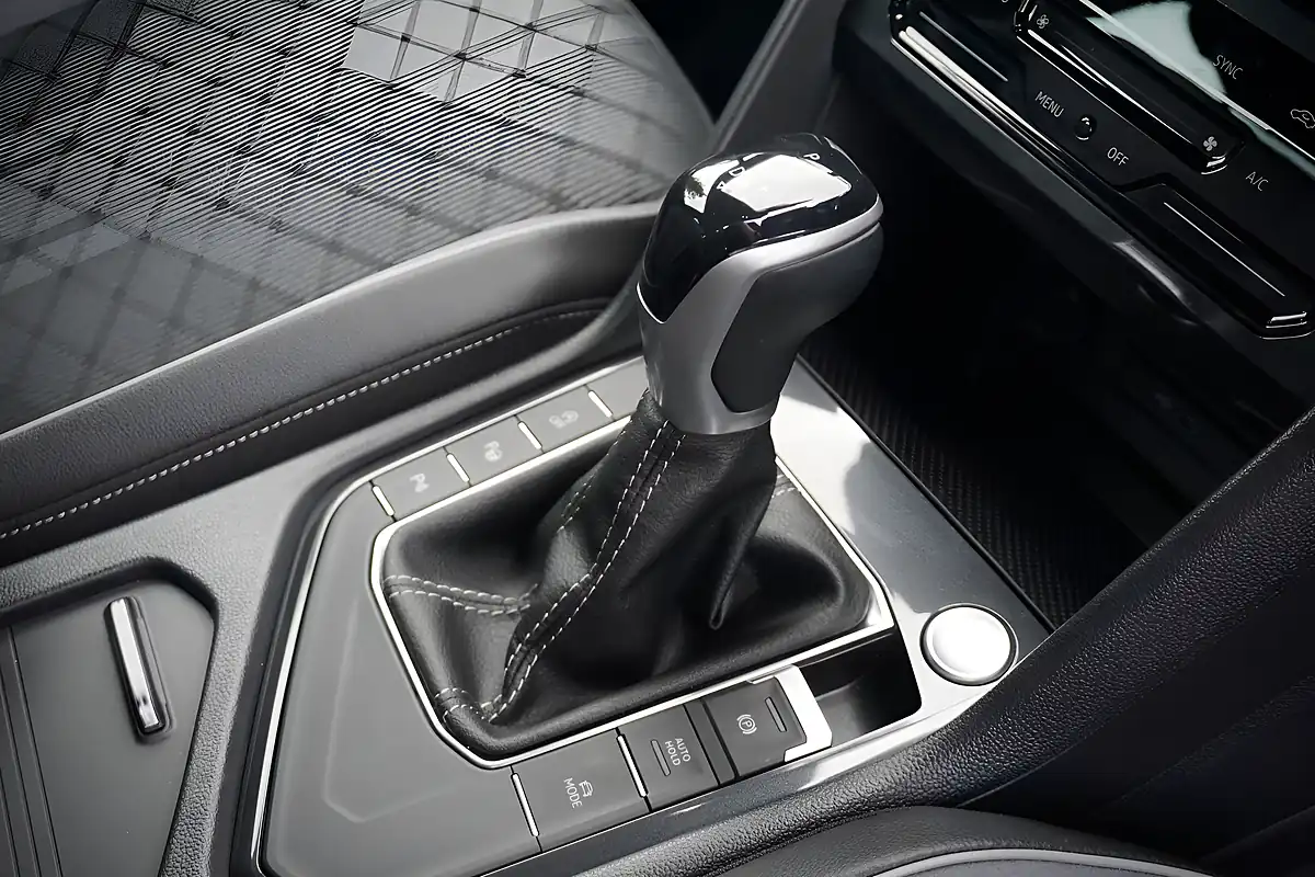 Used 2023 Volkswagen Tiguan R-Line Black - Interior and Exterior details 11