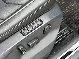 Used 2023 Volkswagen Tiguan R-Line Blue - Interior and Exterior details 11