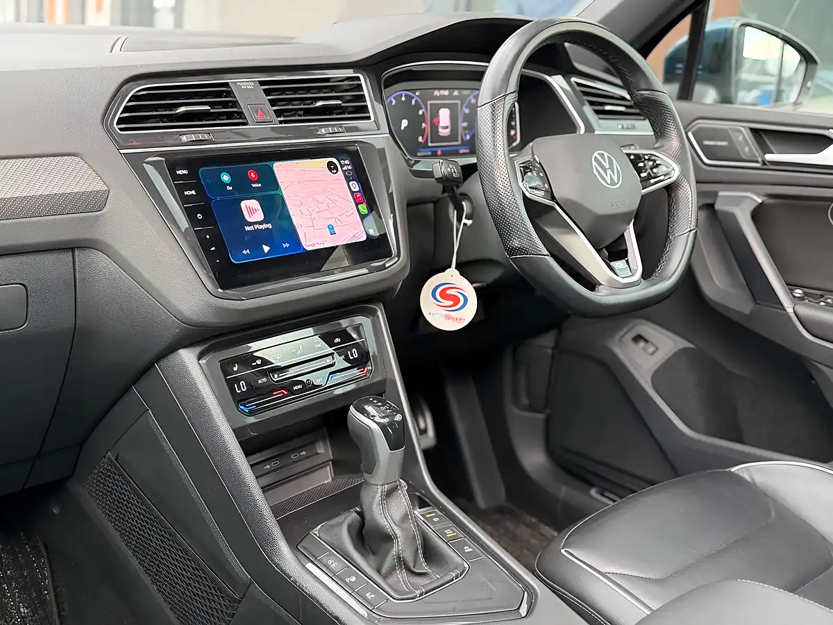 Used 2023 Volkswagen Tiguan R-Line Blue - Interior and Exterior details 3