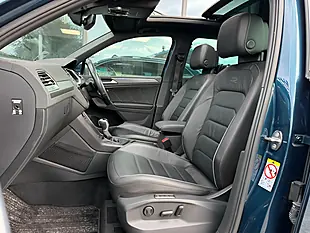 Used 2023 Volkswagen Tiguan R-Line Blue - Interior and Exterior details 4