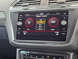 Used 2023 Volkswagen Tiguan R-Line Blue - Interior and Exterior details 17