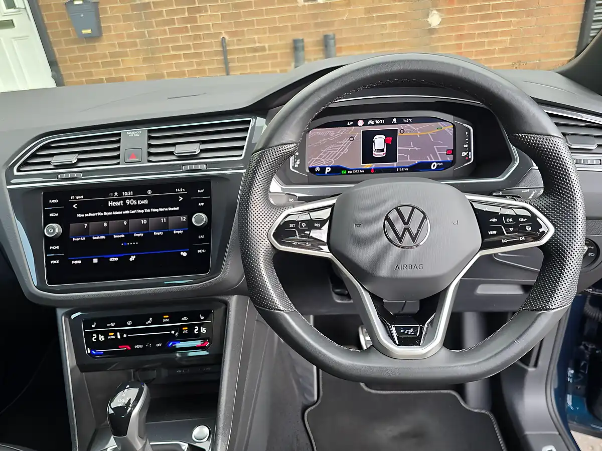 Used 2023 Volkswagen Tiguan R-Line Blue - Interior and Exterior details 19