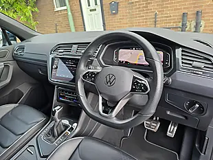 Used 2023 Volkswagen Tiguan R-Line Blue - Interior and Exterior details 5