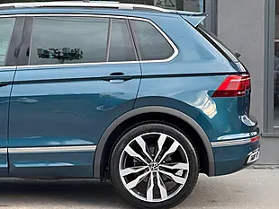 Used 2023 Volkswagen Tiguan R-Line Blue - Interior and Exterior details 15