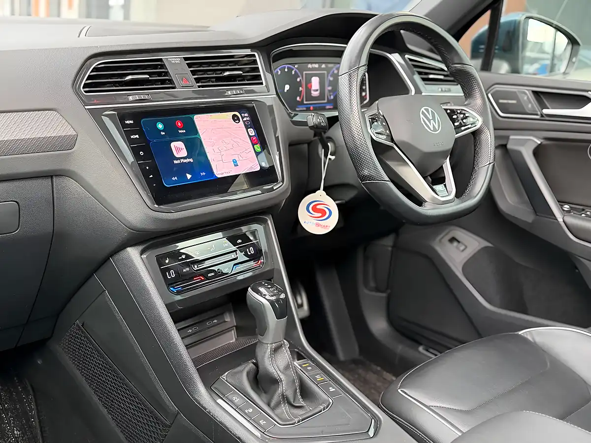 Used 2023 Volkswagen Tiguan R-Line Blue - Interior and Exterior details 3