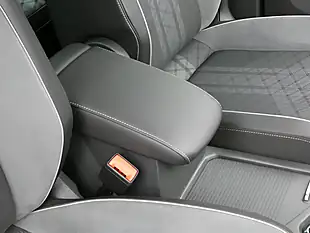 Used 2023 Volkswagen Tiguan R-Line Dolphin Grey Metallic - Interior and Exterior details 12