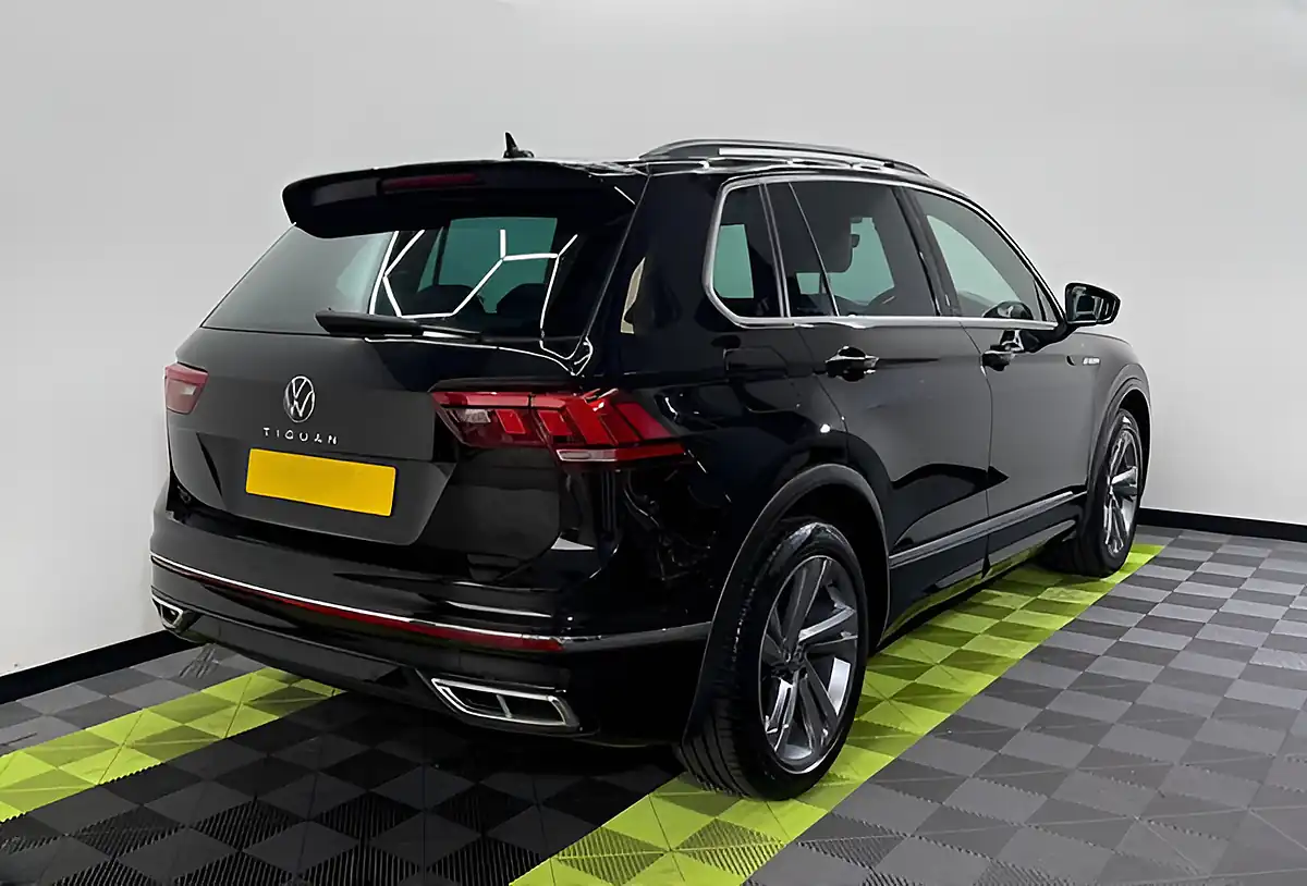 Used 2023 Volkswagen Tiguan R-Line Edition Black - Interior and Exterior details 2