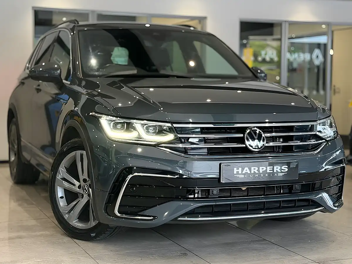 Used 2023 Volkswagen Tiguan R-Line Edition Grey - Front View