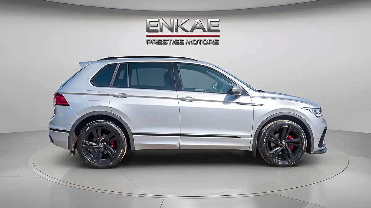 Used 2023 Volkswagen Tiguan R-Line Edition Silver - Interior and Exterior details 3