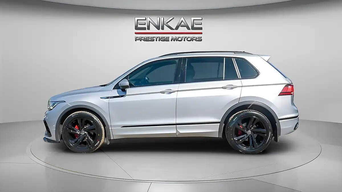 Used 2023 Volkswagen Tiguan R-Line Edition Silver - Interior and Exterior details 7