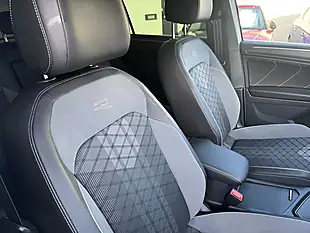 Used 2023 Volkswagen Tiguan R-Line Edition White - Interior and Exterior details 10