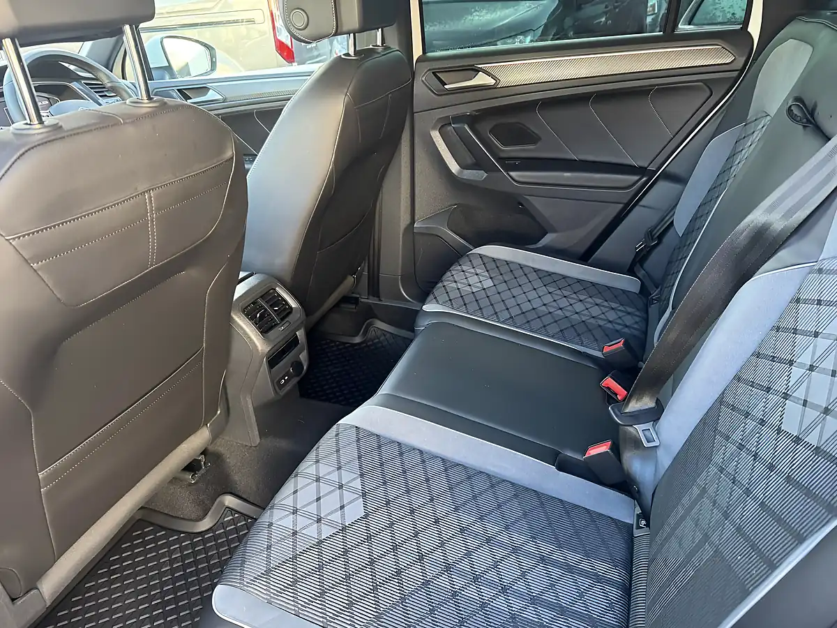 Used 2023 Volkswagen Tiguan R-Line Edition White - Interior and Exterior details 16