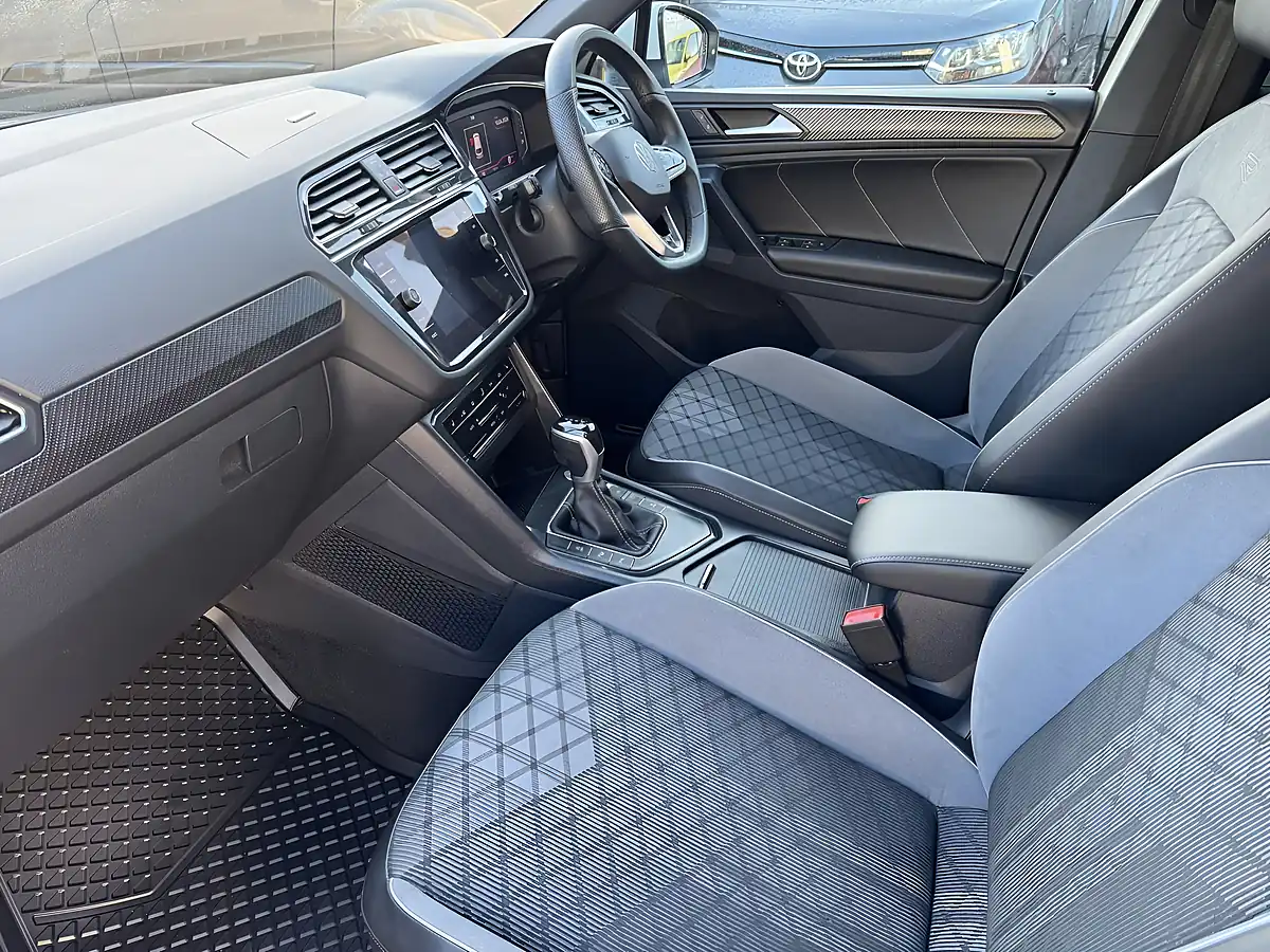 Used 2023 Volkswagen Tiguan R-Line Edition White - Interior and Exterior details 9